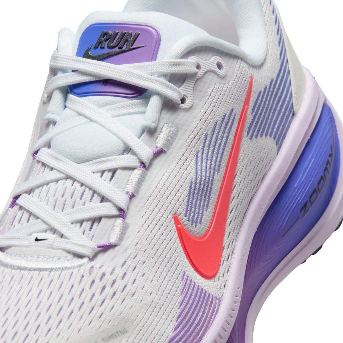 Nike Vomero 18 Road Hardloopschoenen Dames